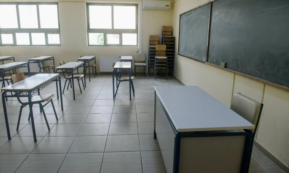 Κρήτη: Δασκάλα έδεσε 8χρονο μαθητή σε καρέκλα με χαρτοταινία